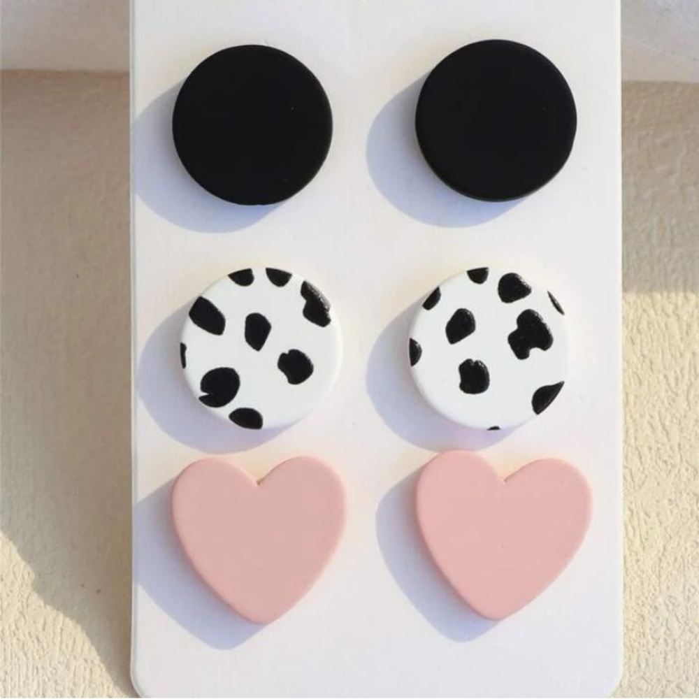 3 pair of circle stud earrings